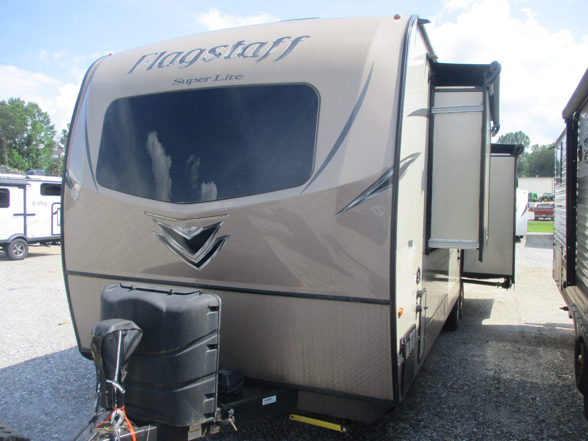 Camper Dealer of RV near Winston-Salem.