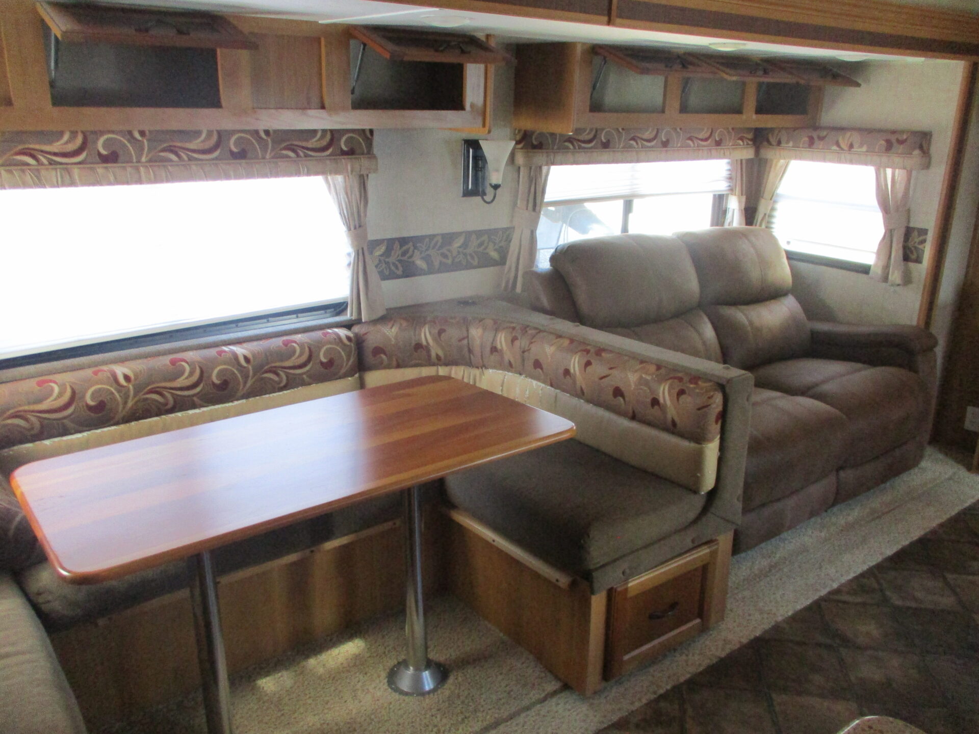Pre Owned RV within driving distance of Taylorsville, NC.
