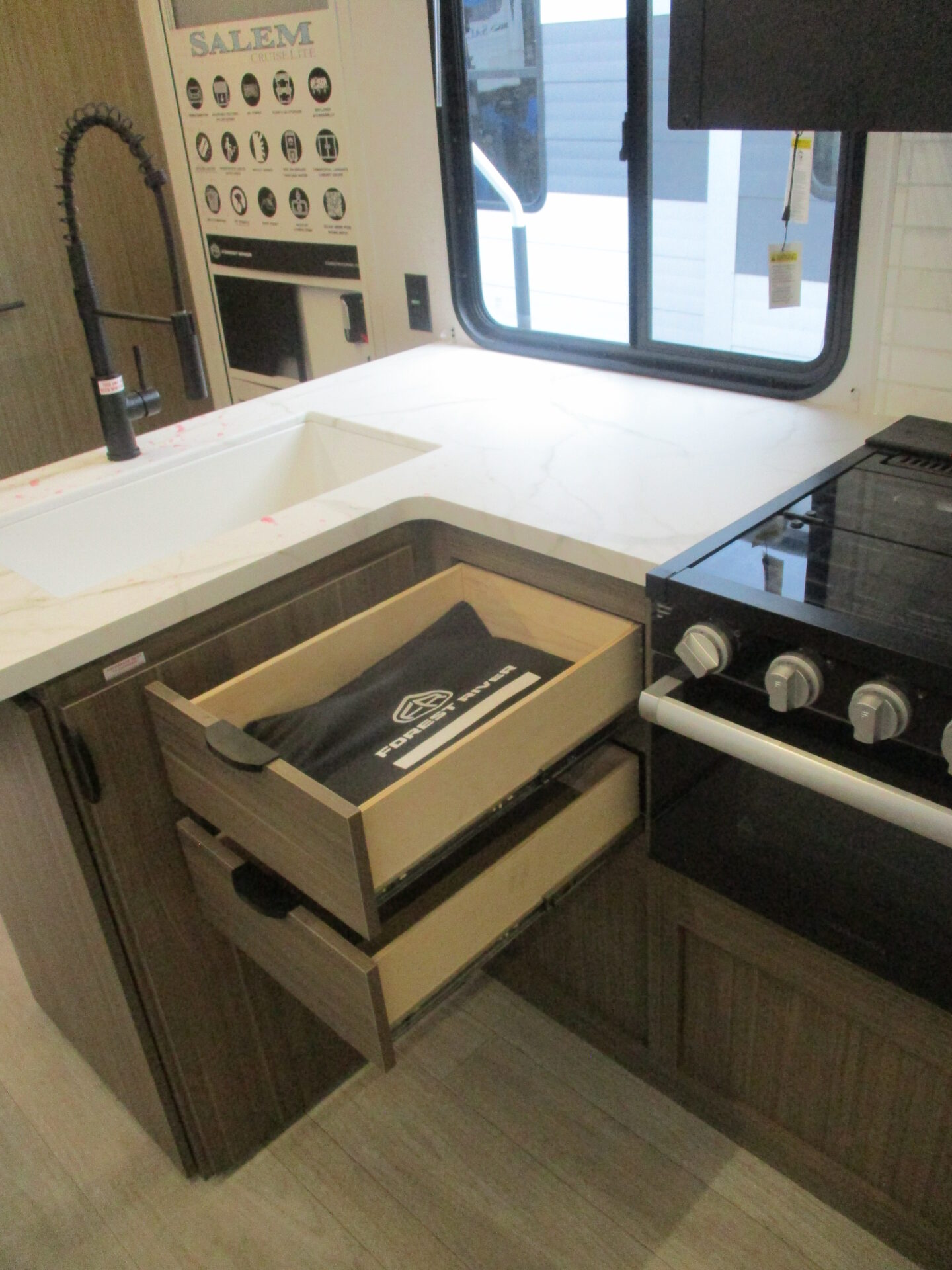 Camper Dealer of RV within driving distance of Taylorsville, NC.