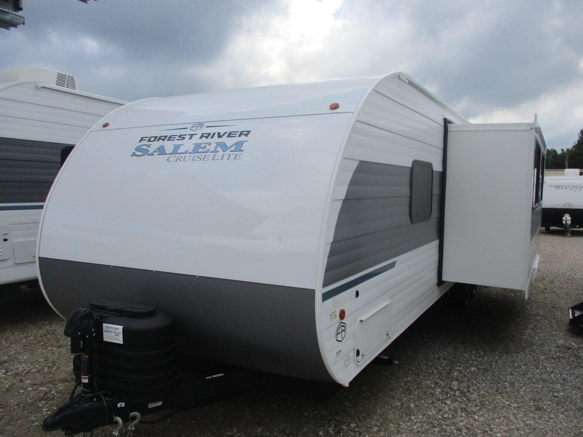 New Travel Trailer near Statesville, NC.