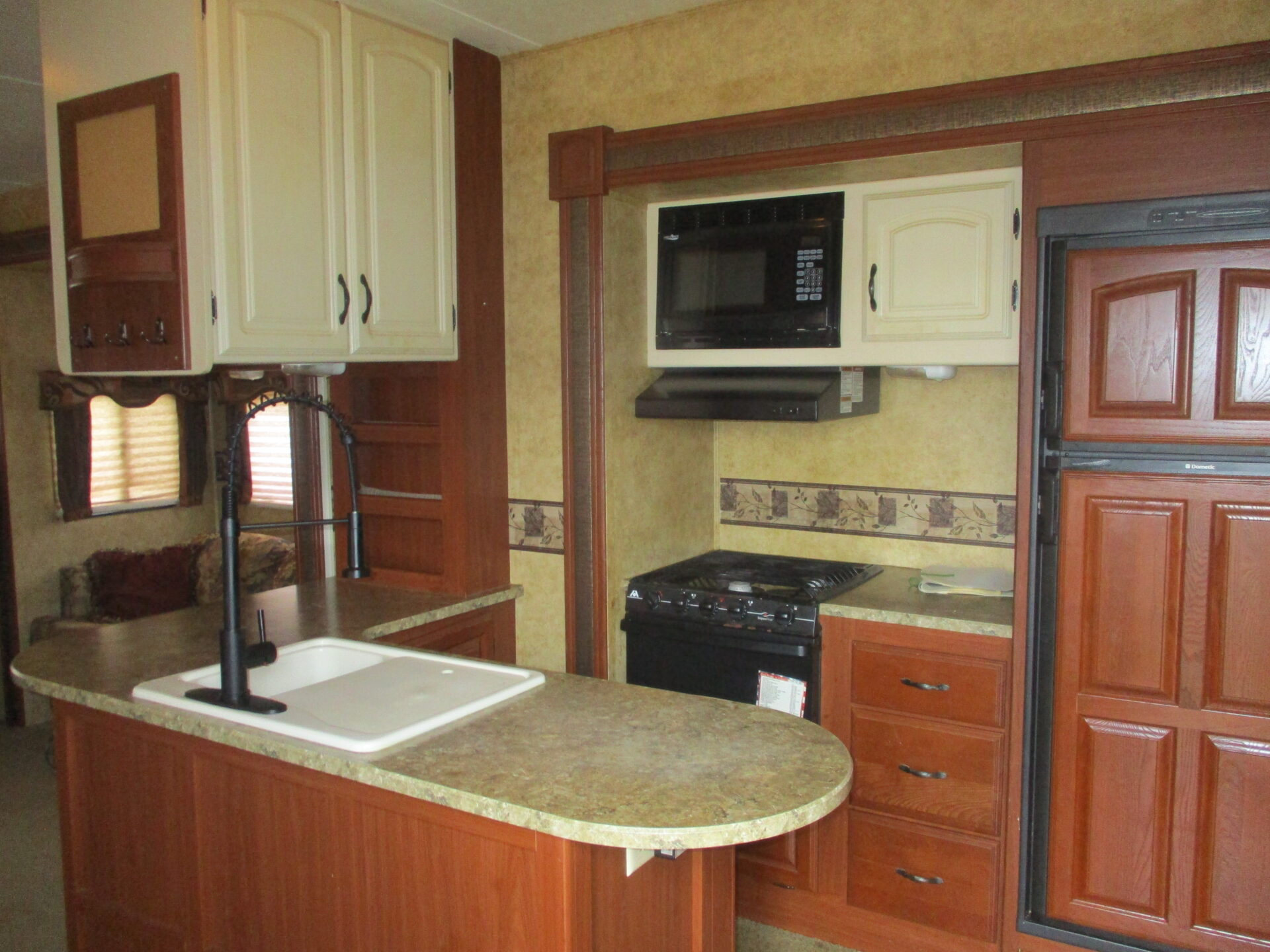 Camper Dealer of RVs within driving distance of Statesville, NC.