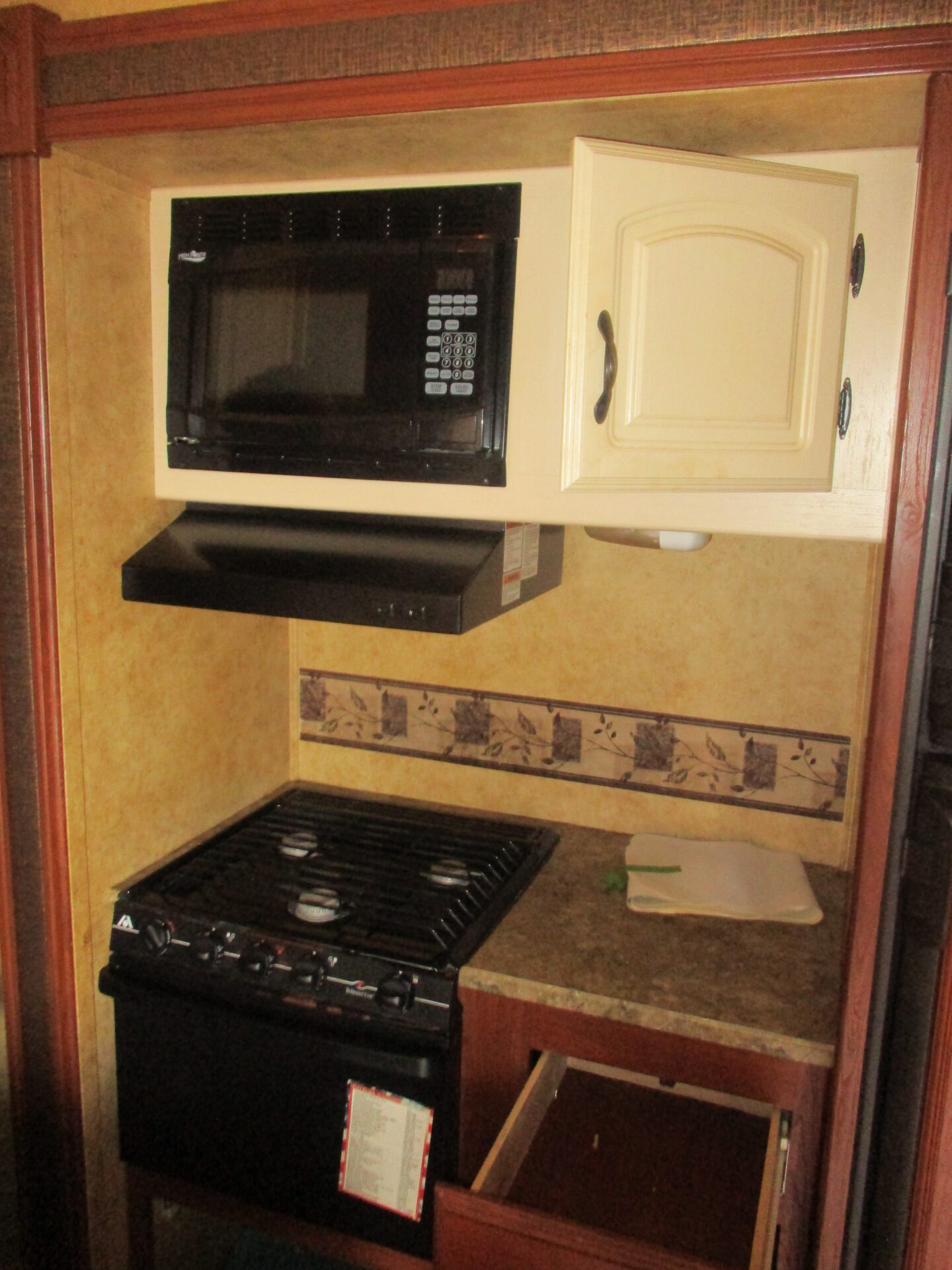 Camper Dealer of RV within driving distance of Sparta, NC.