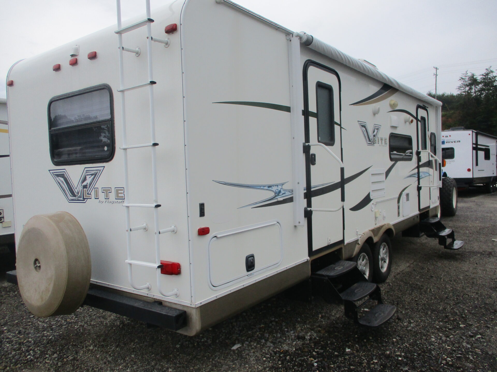 Camper Dealer of RVs within driving distance of Yadkinville, NC.
