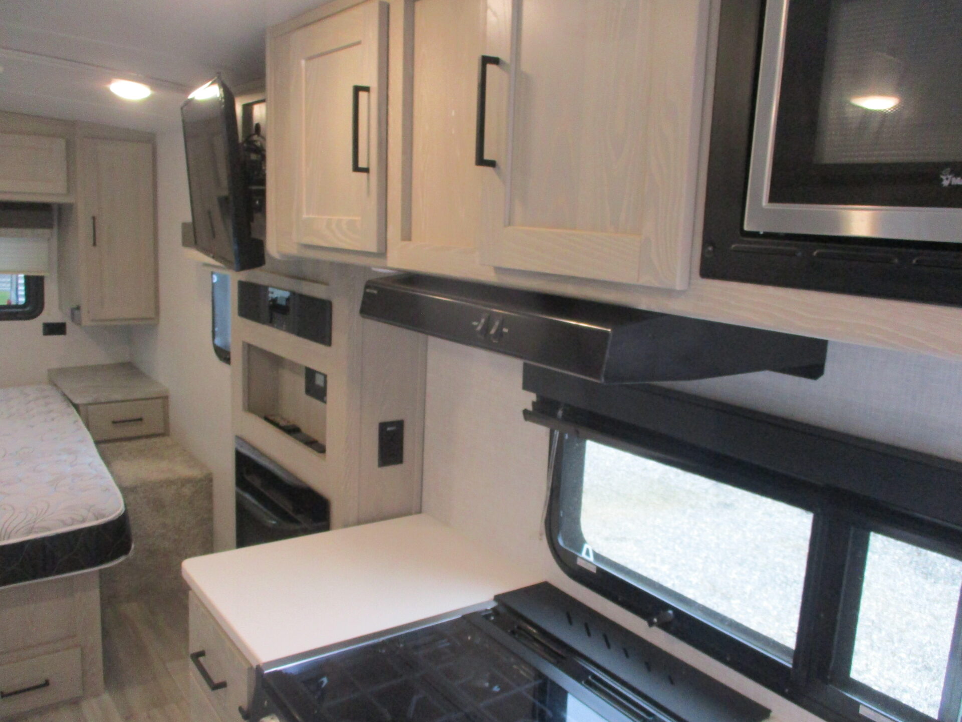 Pre Owned RVs within driving distance of Mooresville, NC.