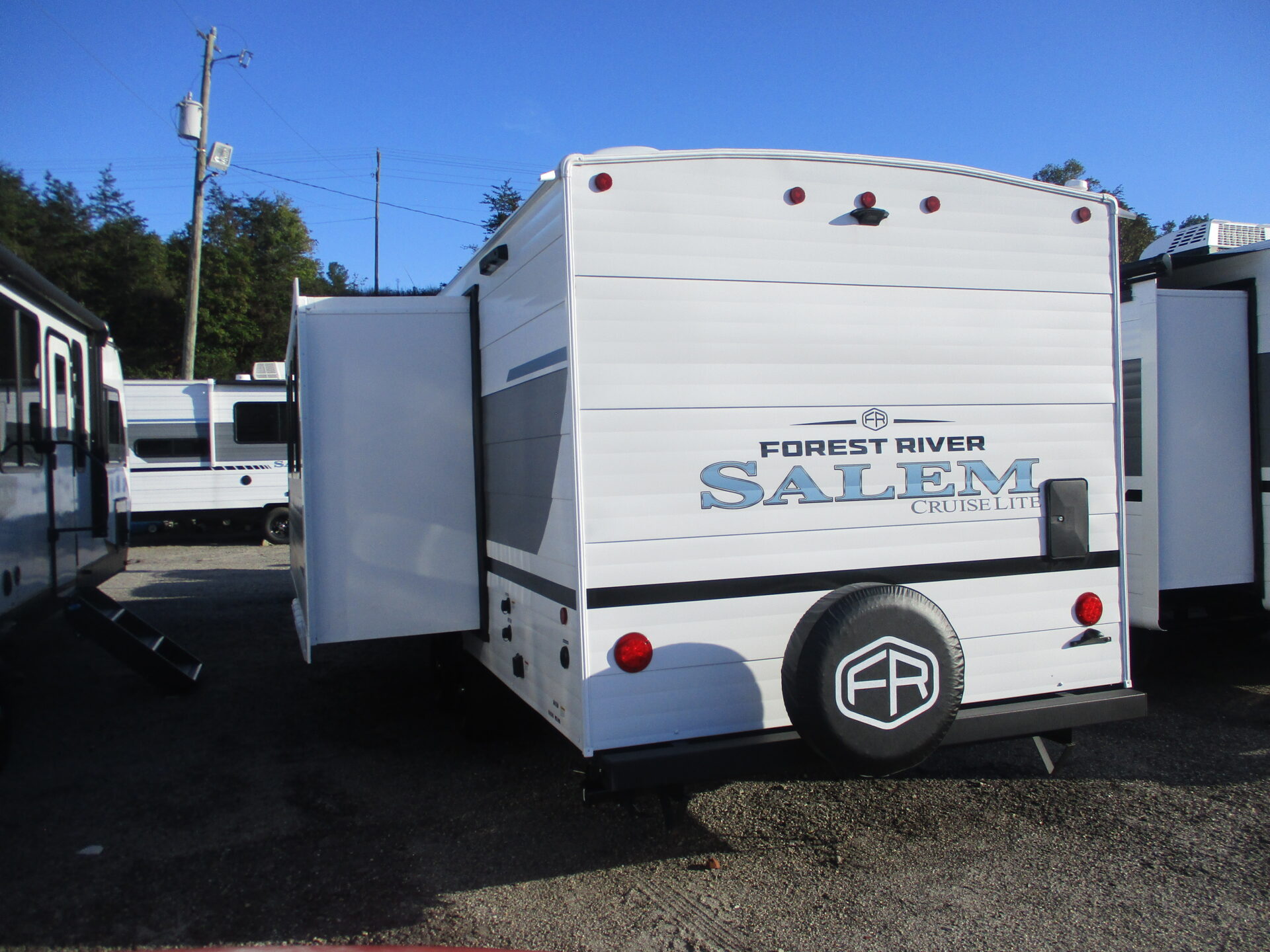 New Travel Trailer within driving distance of Charlotte, NC.