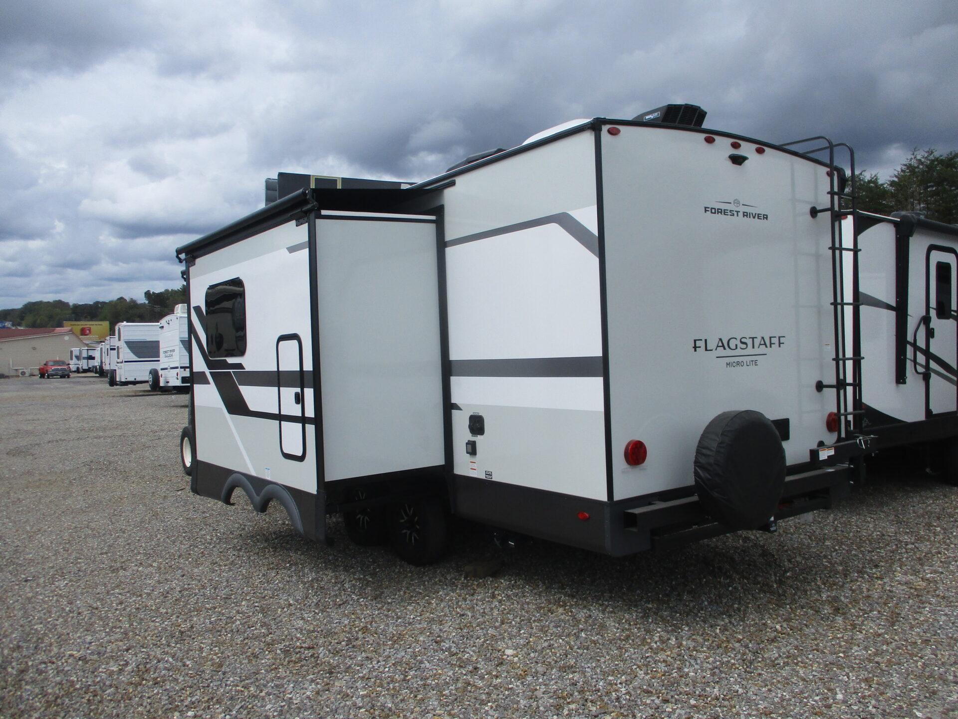 New Travel Trailer within driving distance of Hickory, NC.