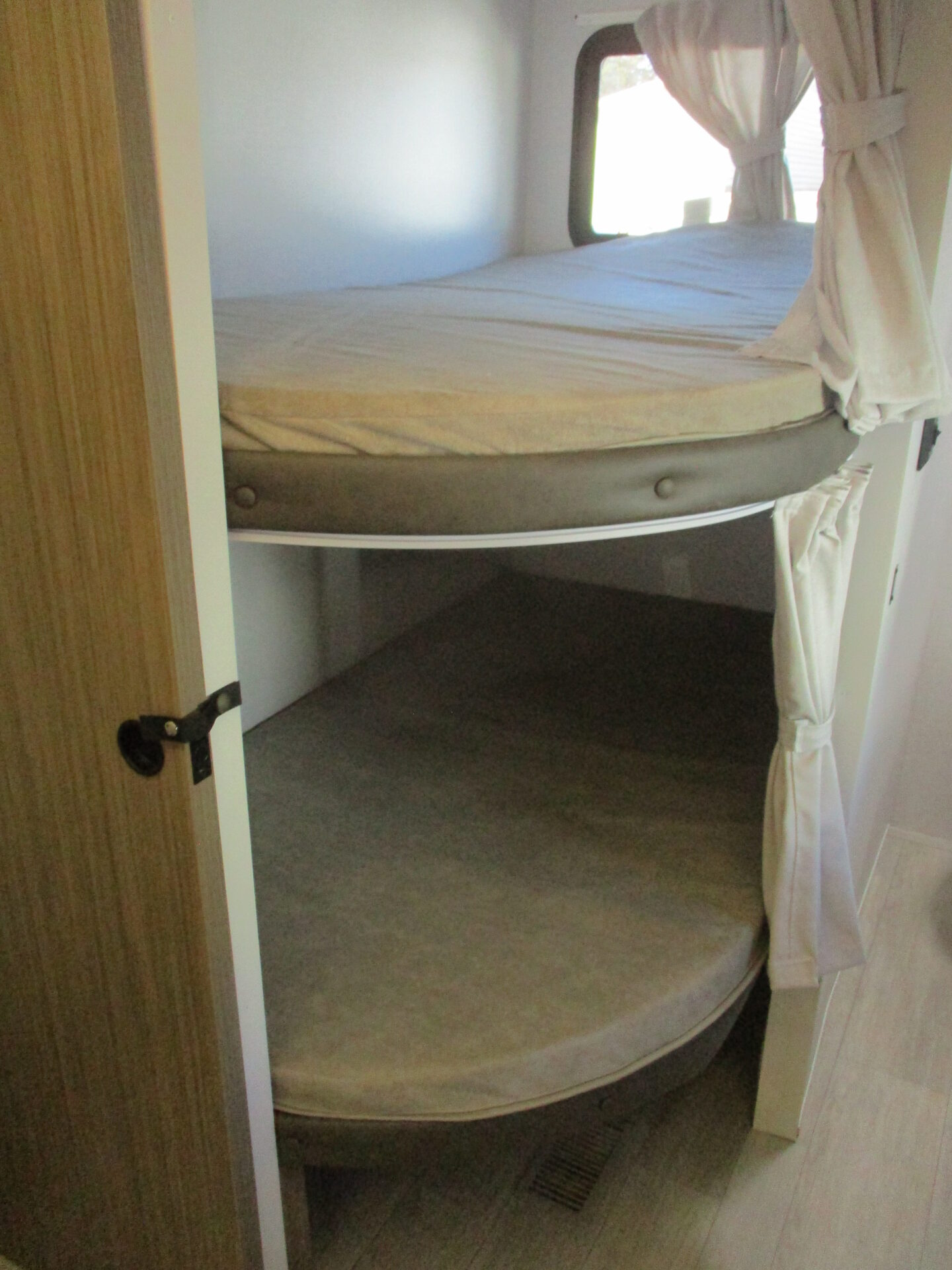 Camper Dealer of RVs in the North Carolina Mountains.