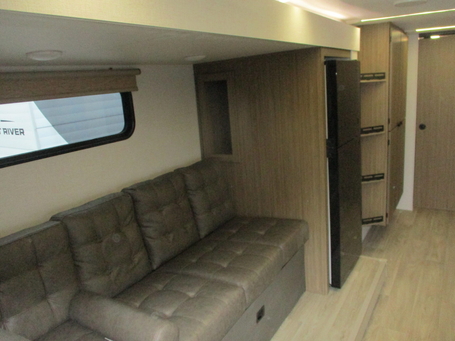 Camper Dealer of RV within driving distance of Taylorsville, NC.