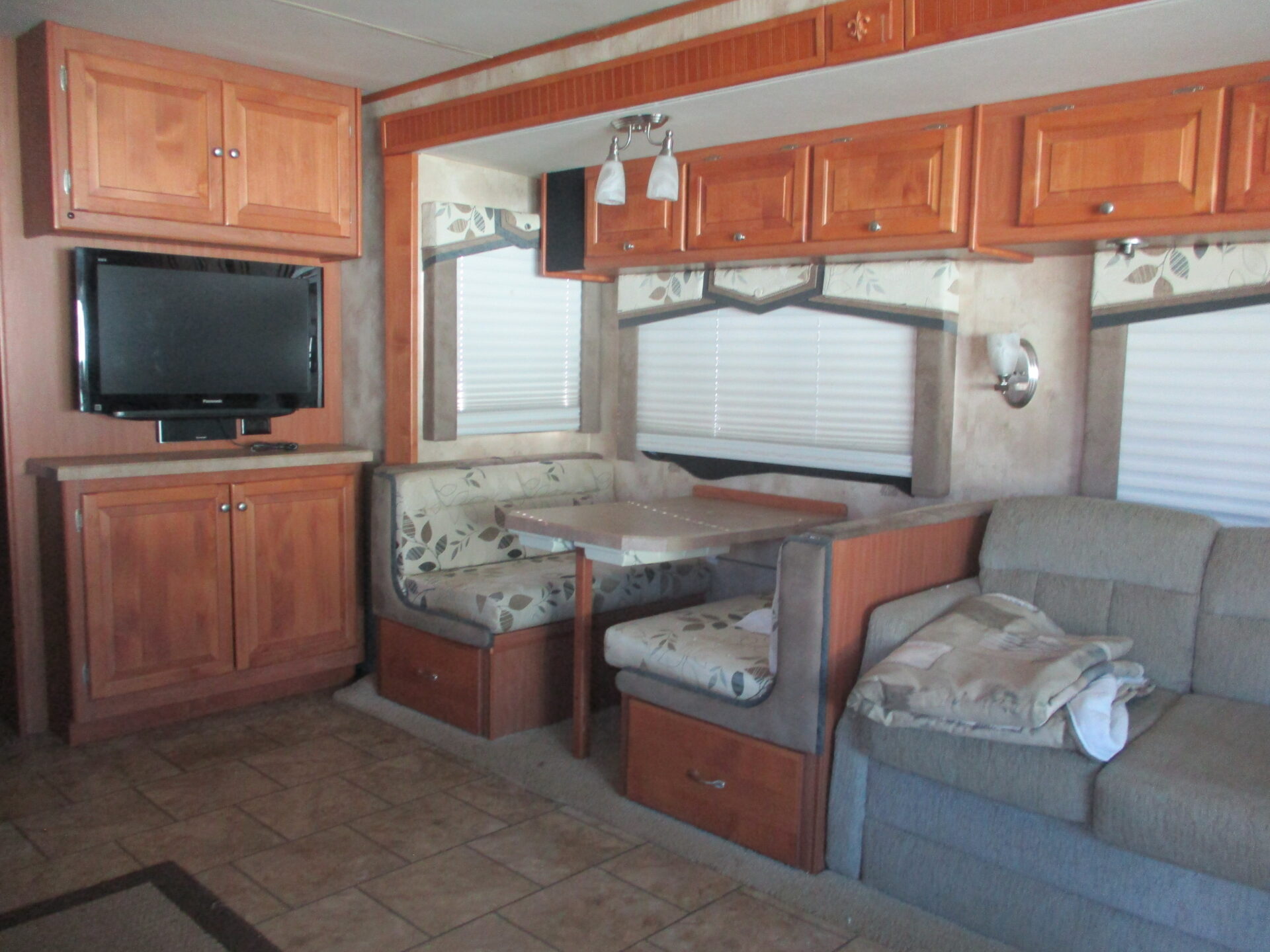 Camper Dealer of RV within driving distance of Durham, NC.