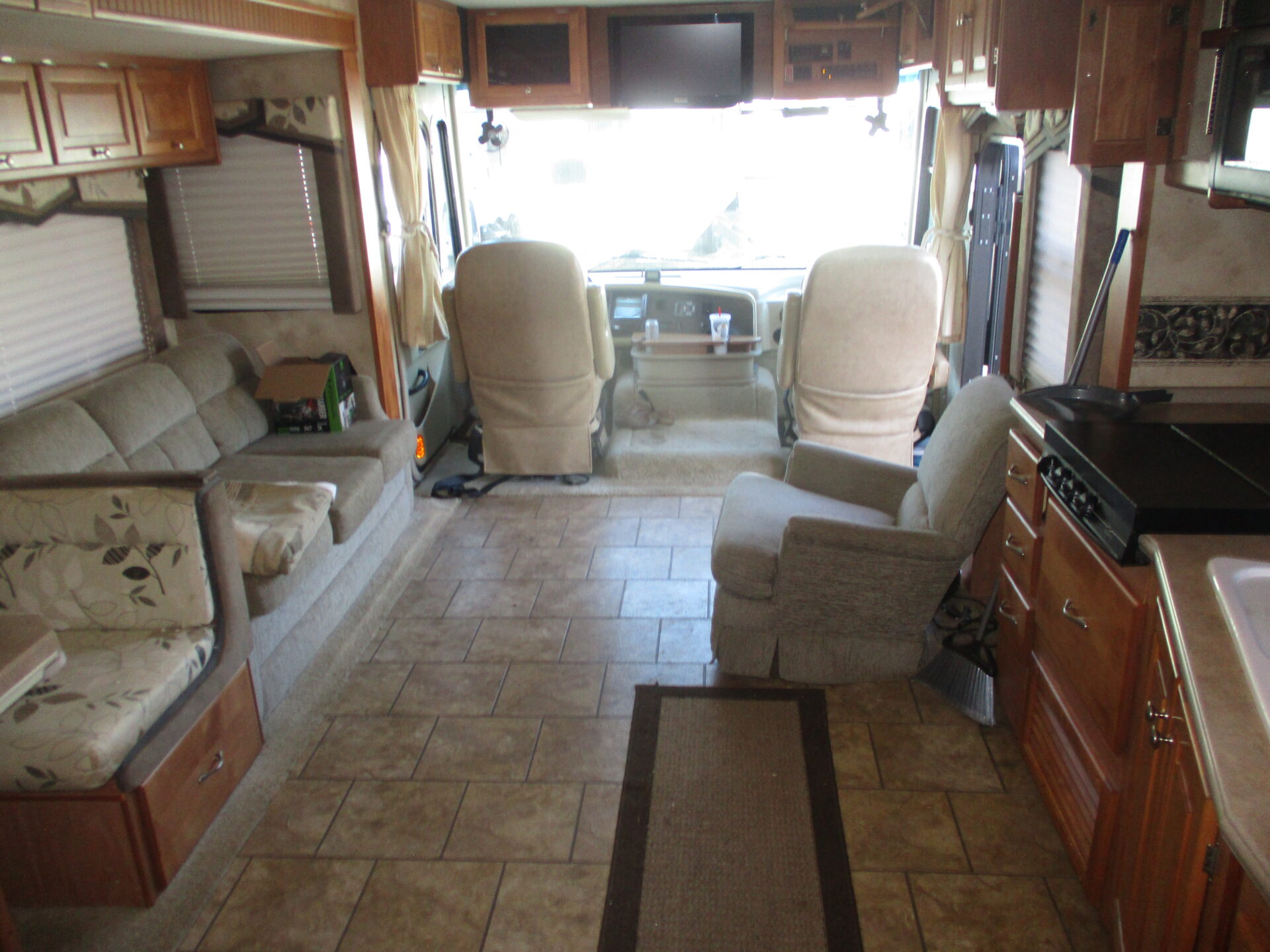 Camper Dealer of RVs within driving distance of Charlotte, NC.