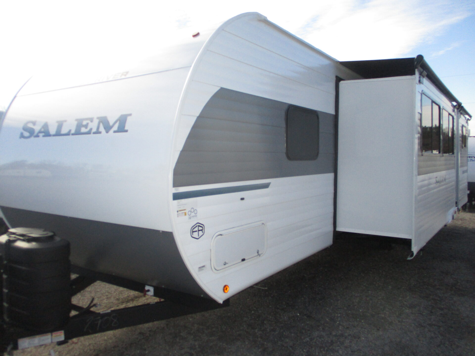 New Camping Trailers within driving distance of Elkin, NC.
