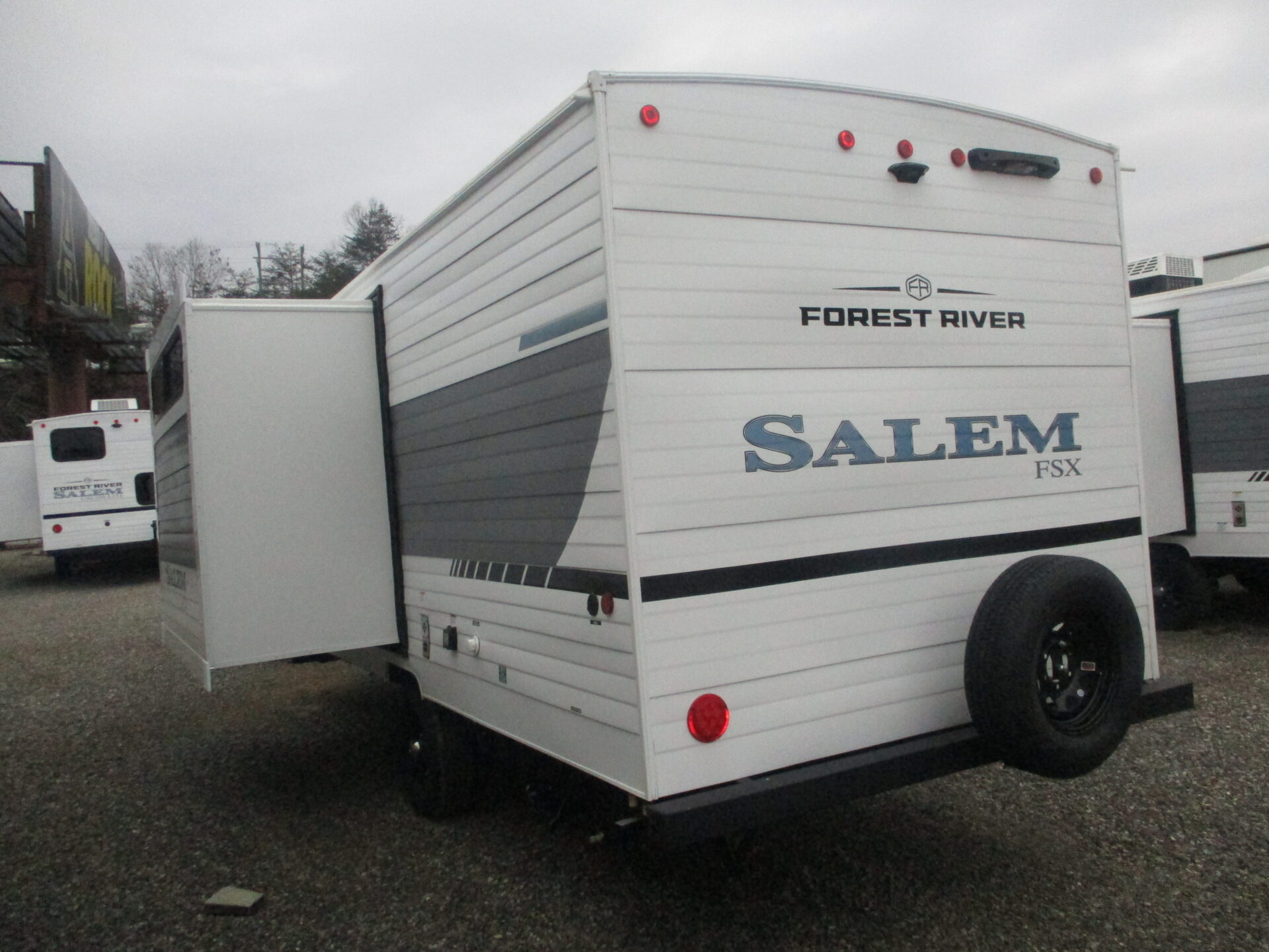 Camper Dealer of RV in North Carolina.