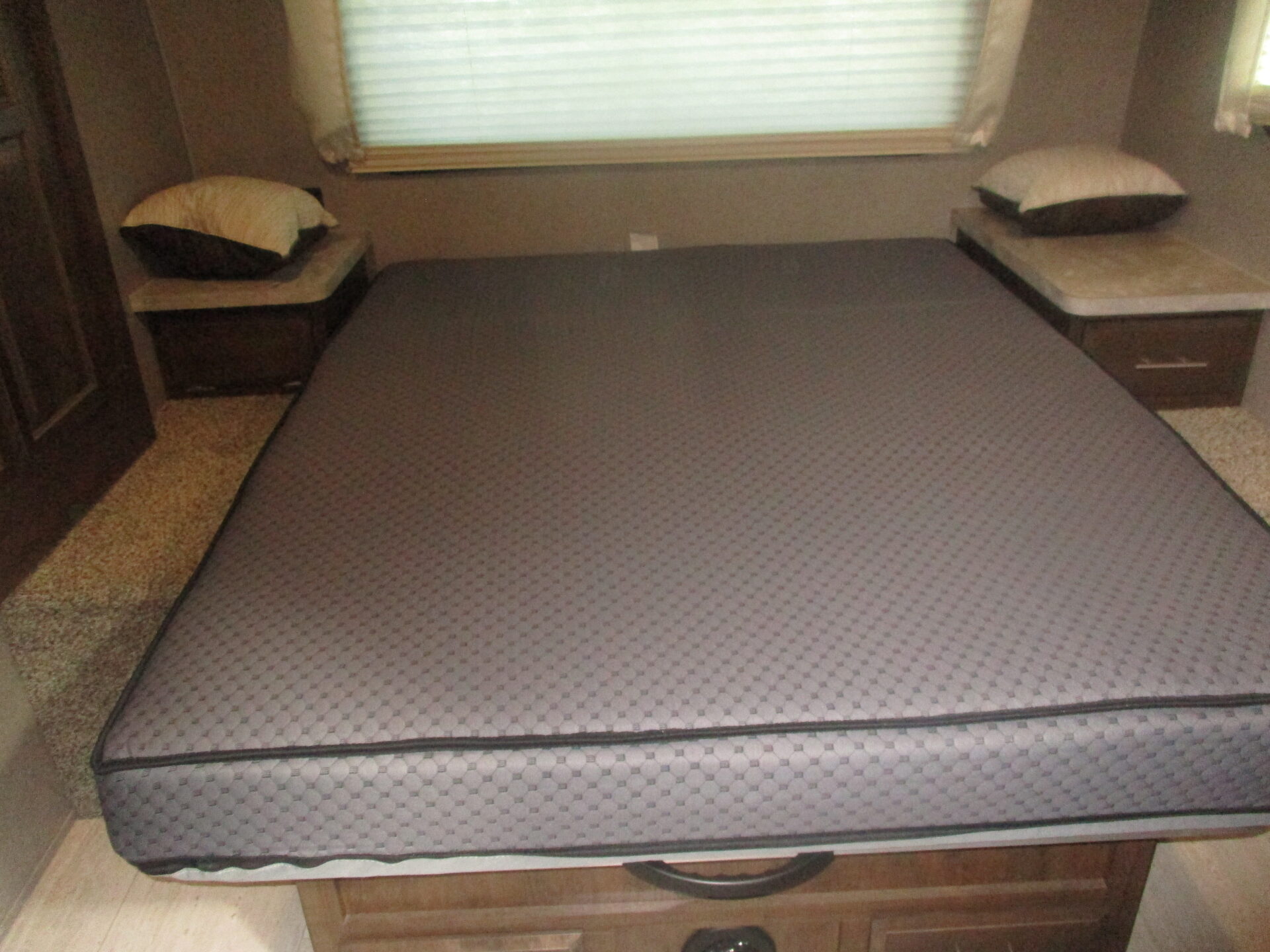 Camper Dealer of RV within driving distance of Taylorsville, NC.