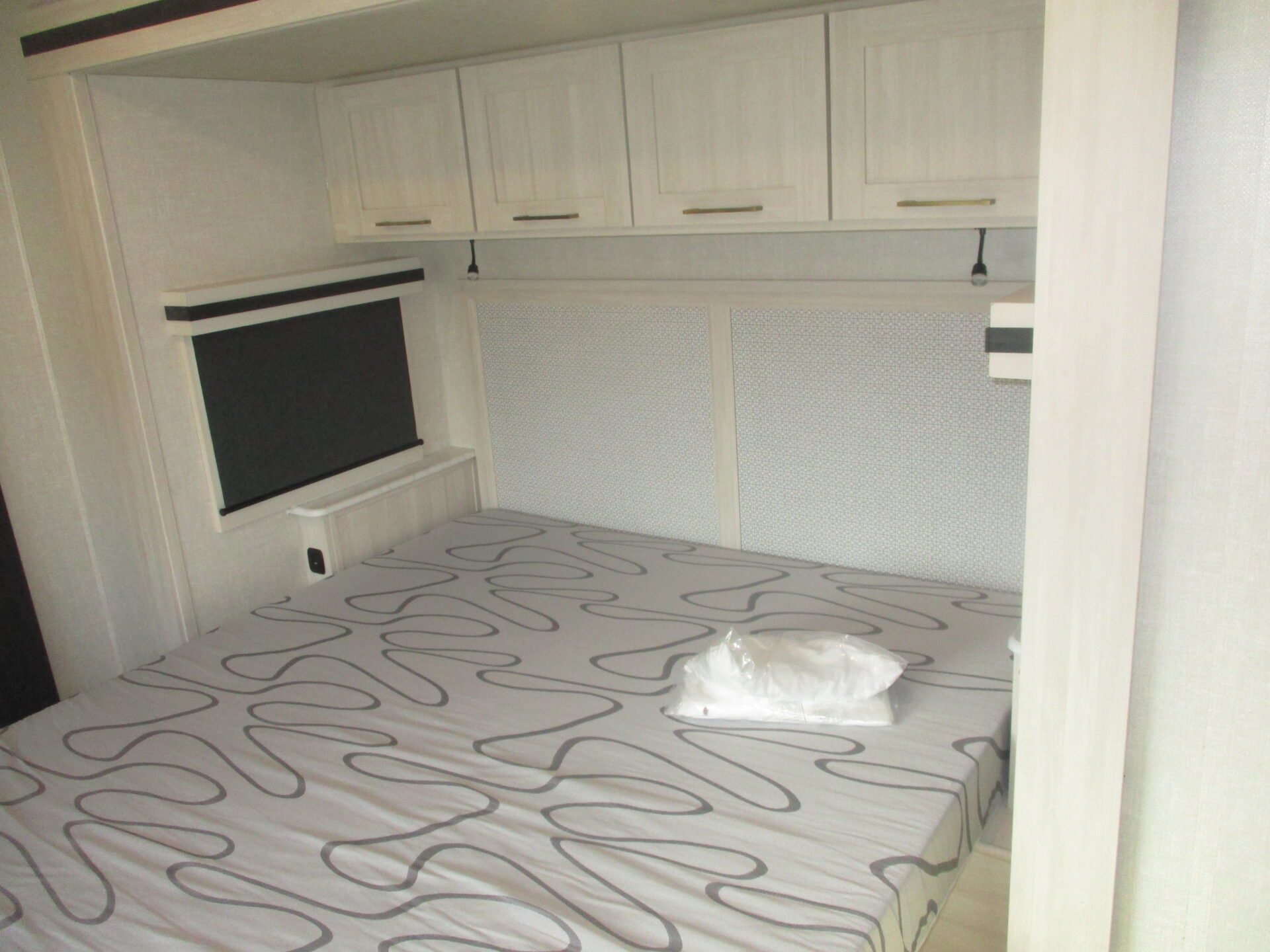 Camper Dealer of Travel Trailer near West Jefferson, NC.