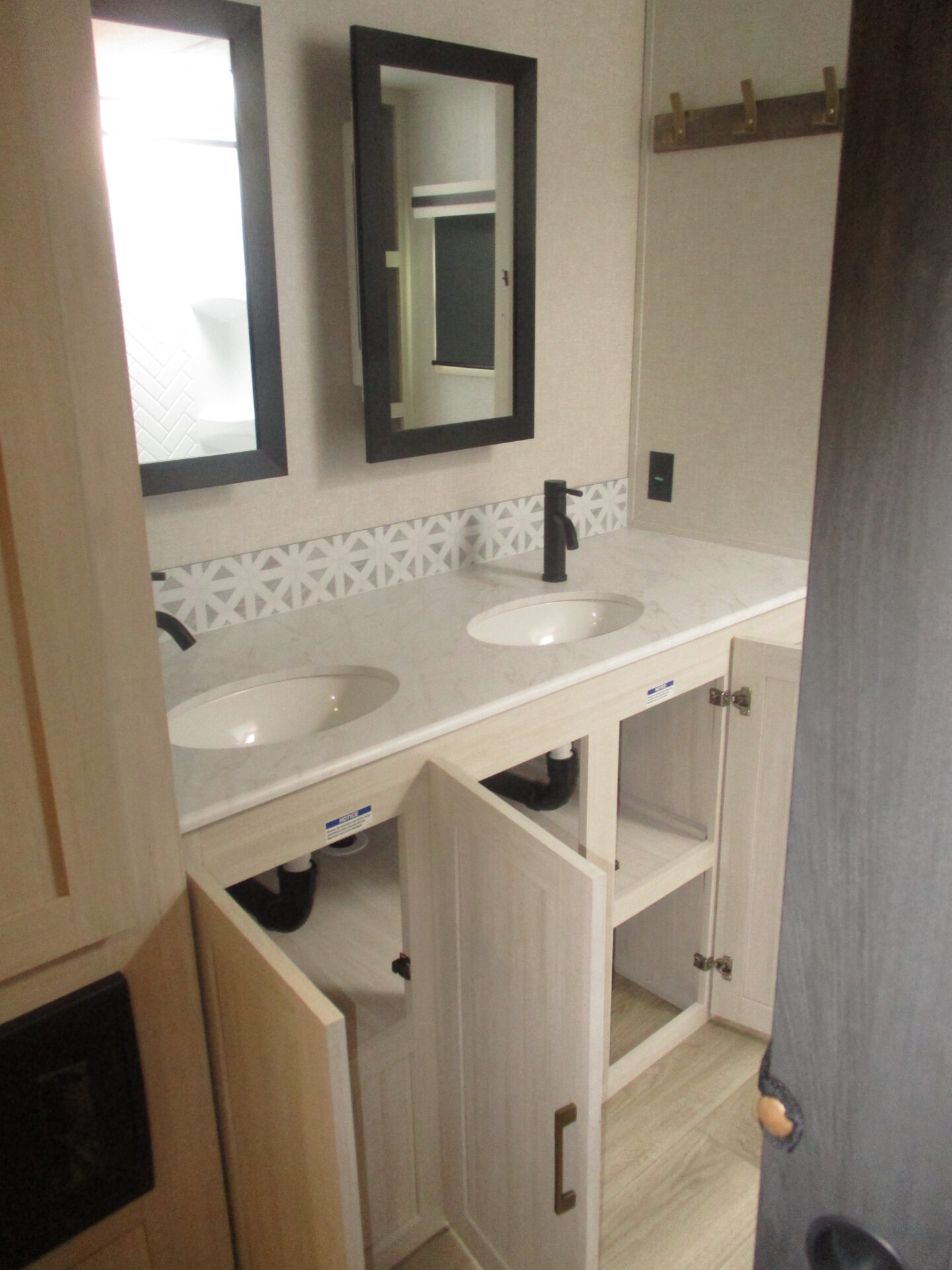 Camper Dealer of Travel Trailer in the North Carolina Foothills.