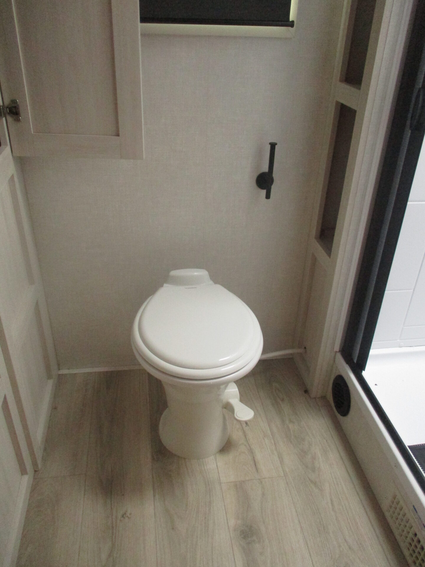 Camper Dealer of Travel Trailer within driving distance of Statesville, NC.