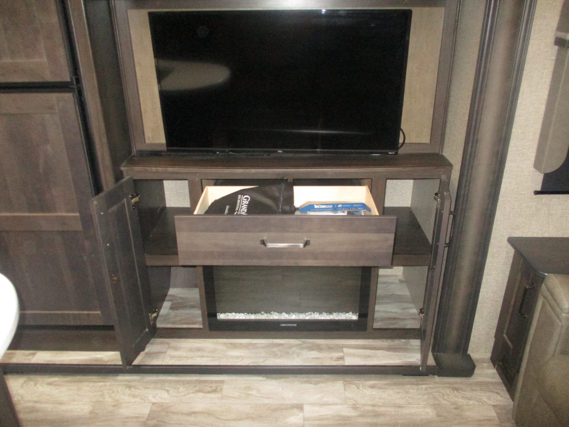 Pre Owned Travel Trailer near Yadkinville, NC.