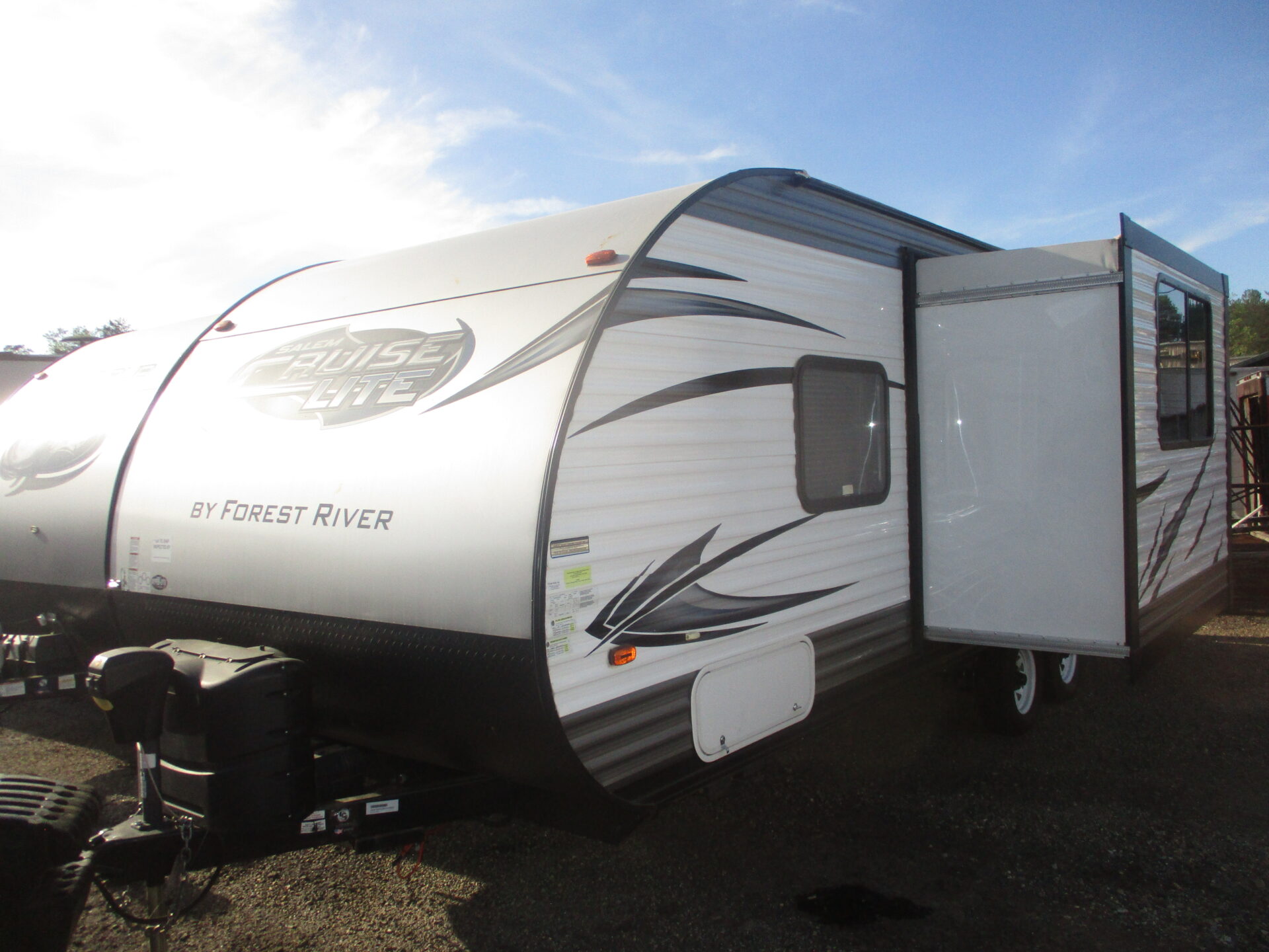 Camper Dealer of RVs in North Carolina.