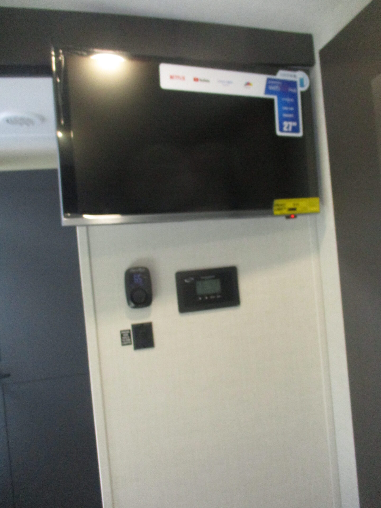 Camper Dealer of RV within driving distance of Yadkinville, NC.