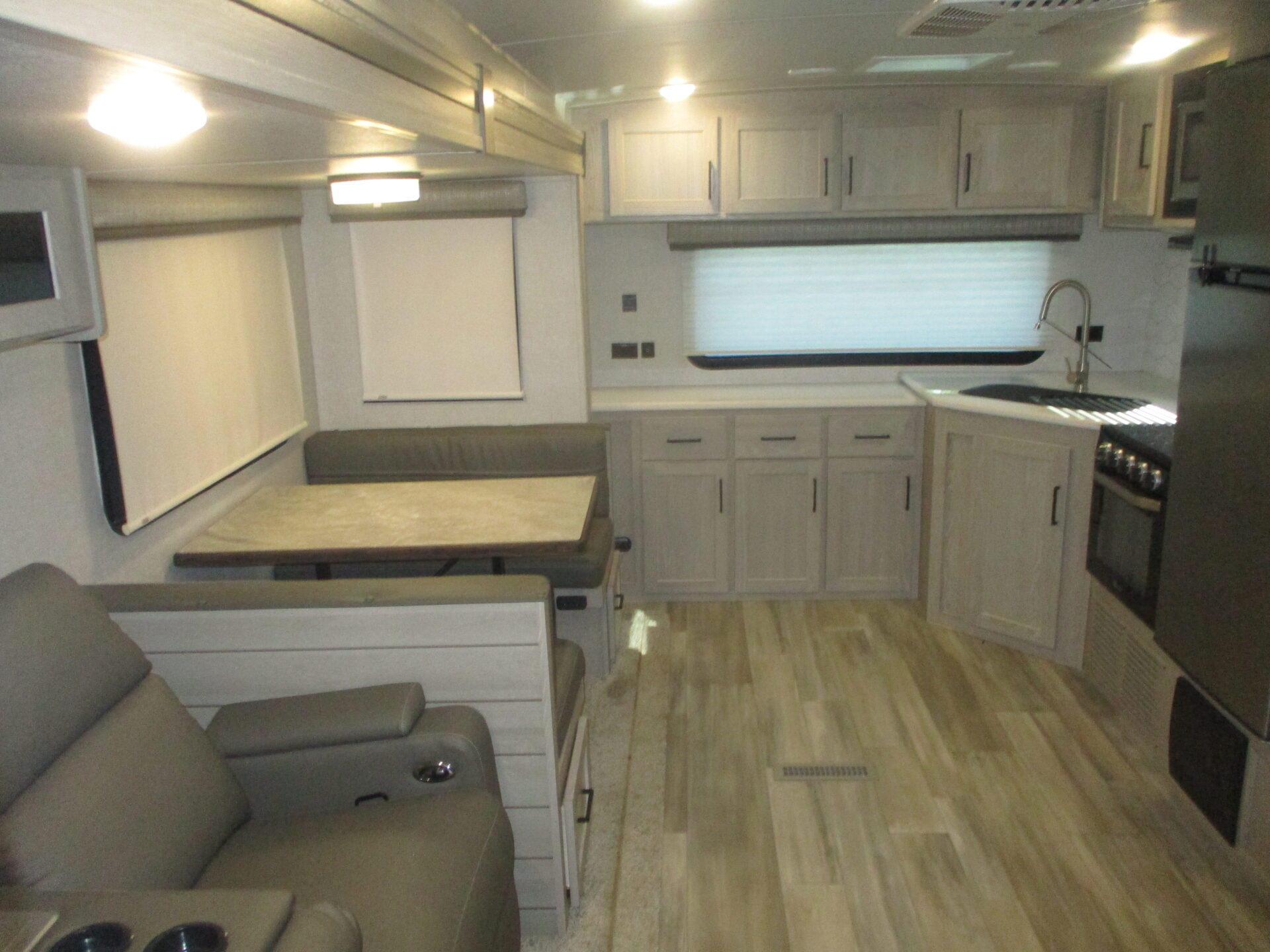 Camper Dealer of RV within driving distance of ASU.