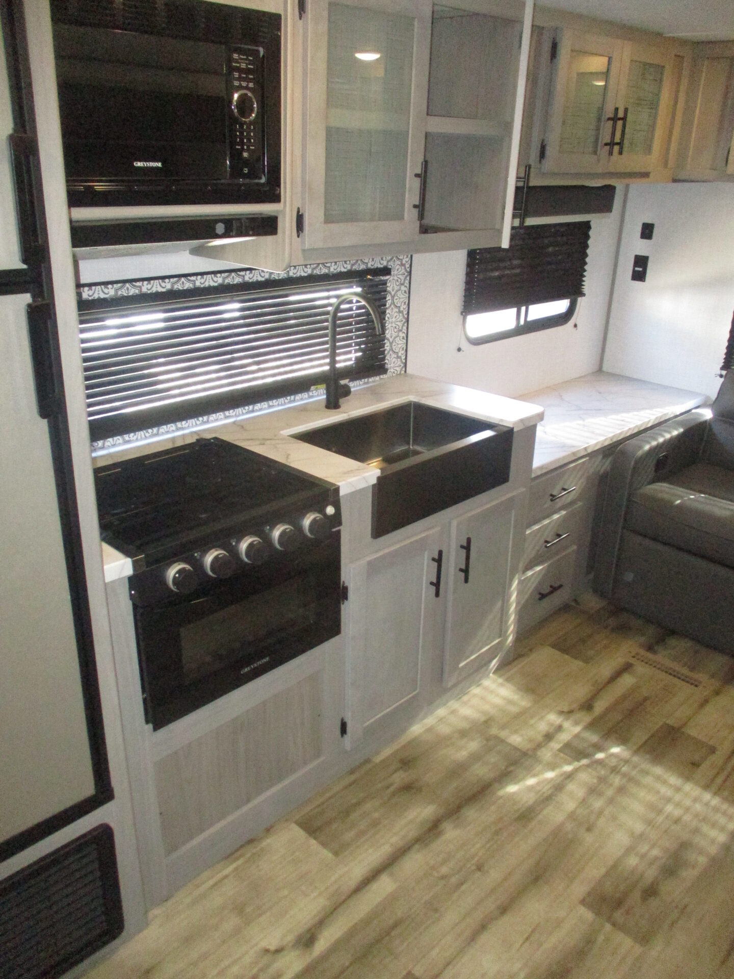 Camper Dealer of RVs within driving distance of Mooresville, NC.