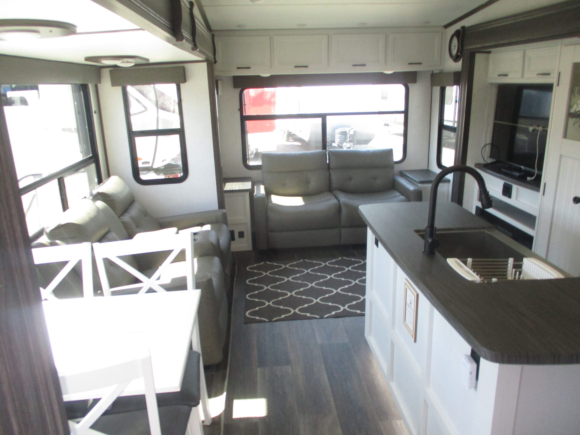 Camper Dealer of Fifth Wheel Campers in the Piedmont Triad.