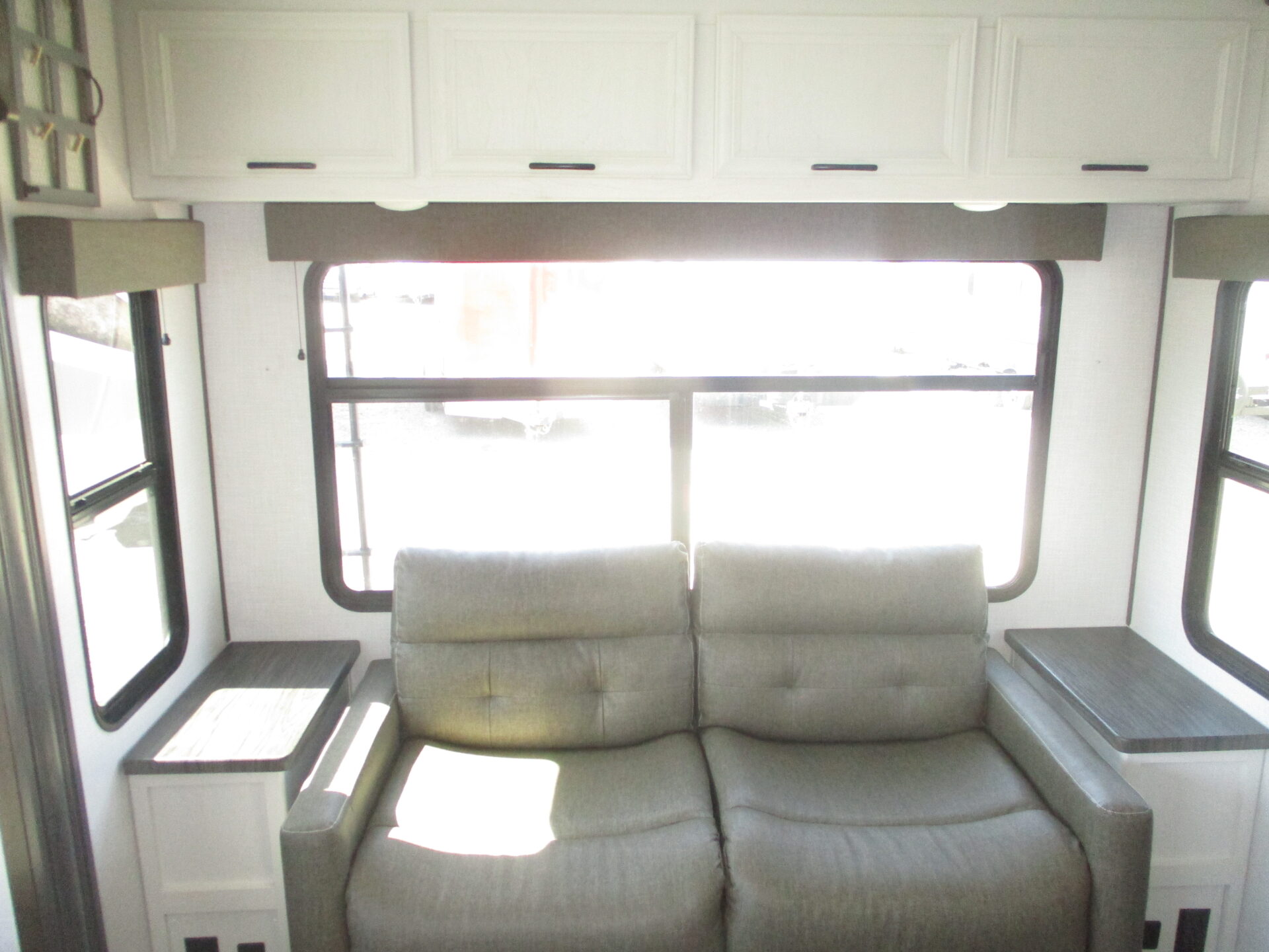Camper Dealer of Fifth Wheel Campers within driving distance of Sparta, NC.
