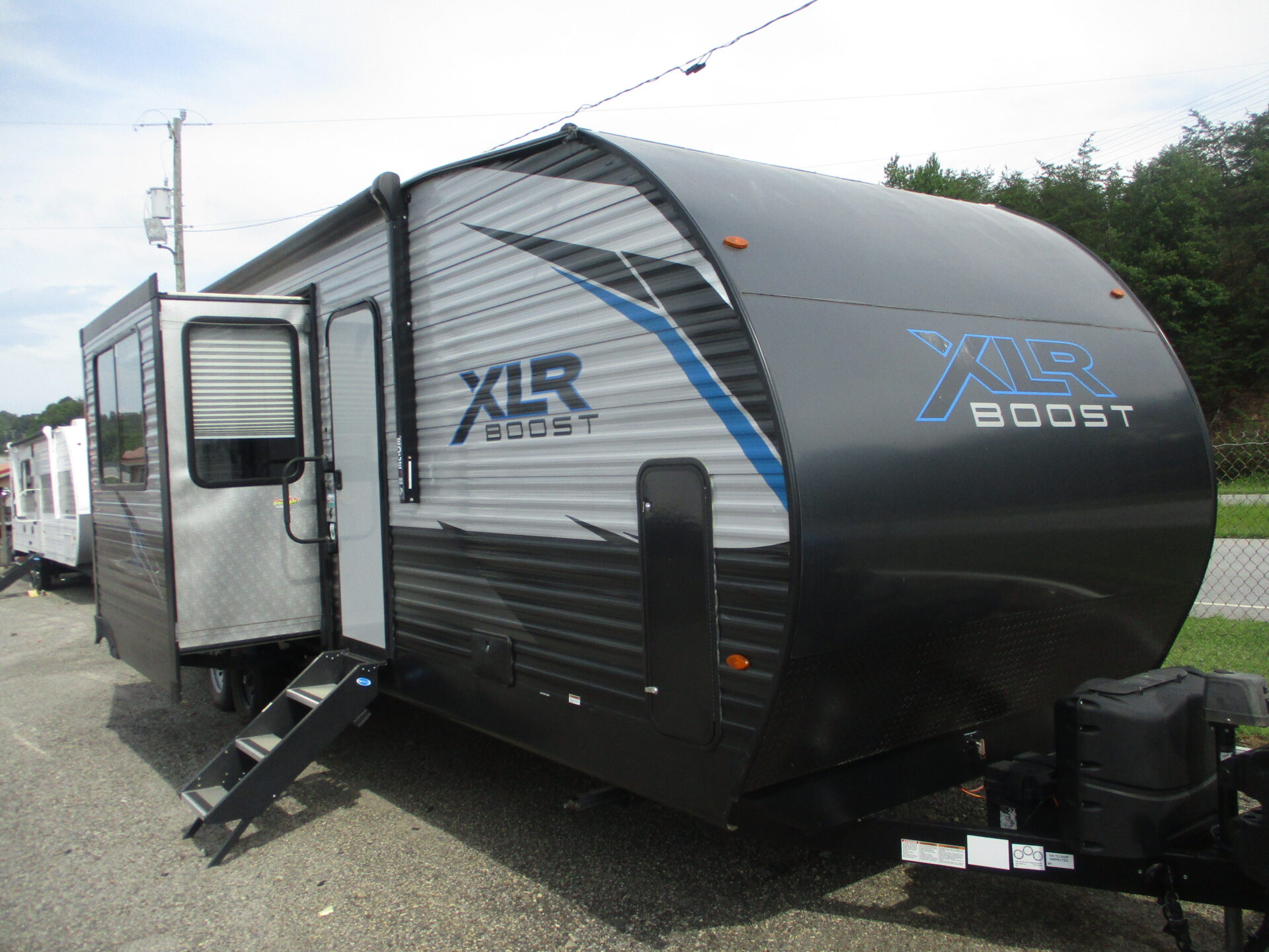 Camper Dealer of RV within driving distance of Hickory, NC.
