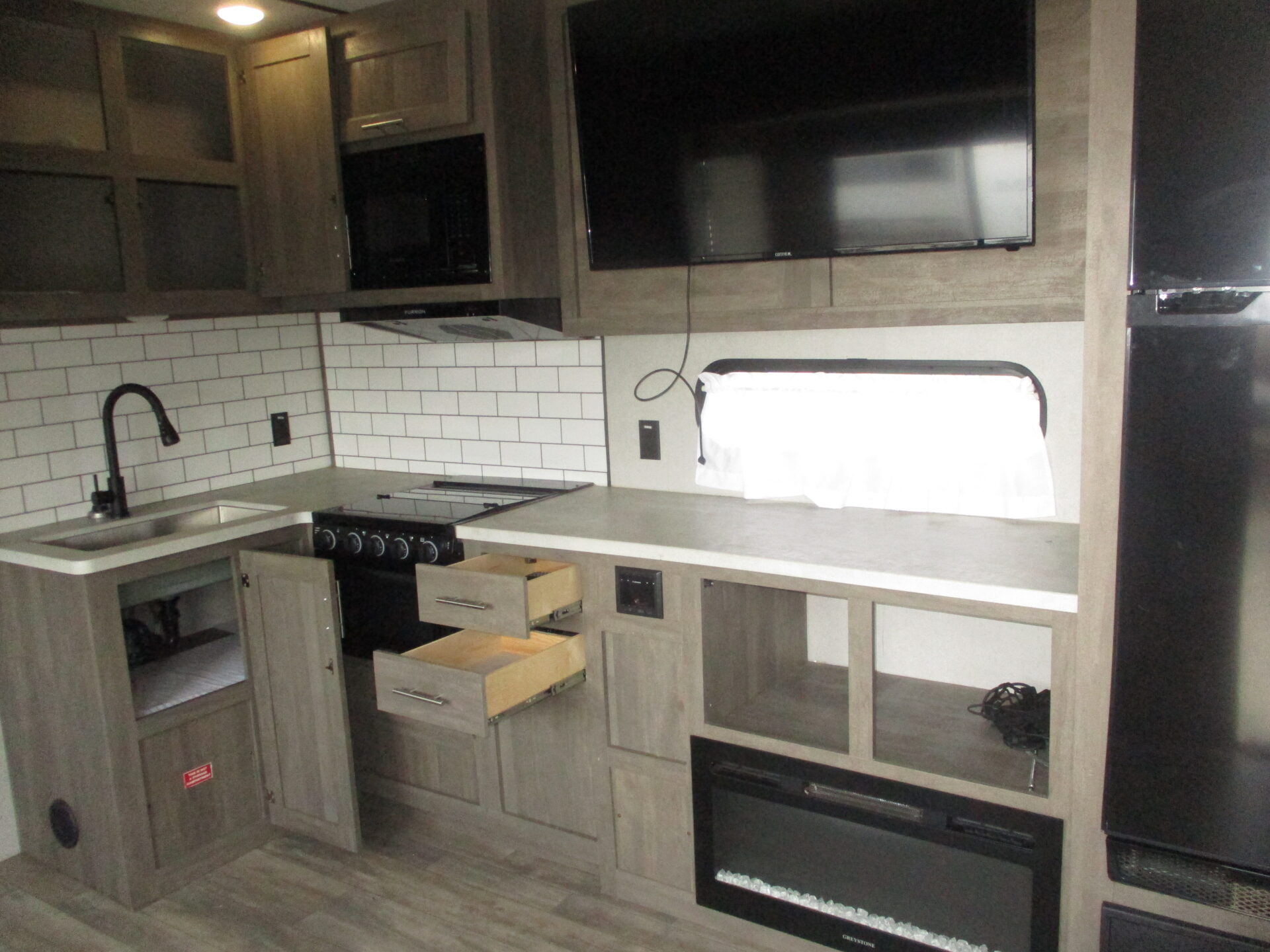 Camper Dealer of RV within driving distance of ASU.