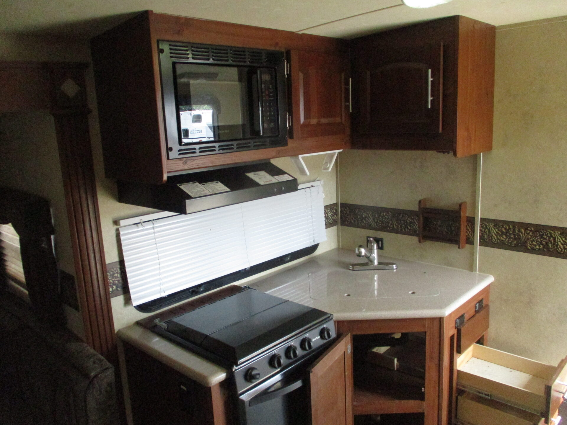 Camper Dealer of RVs within driving distance of Hickory, NC.