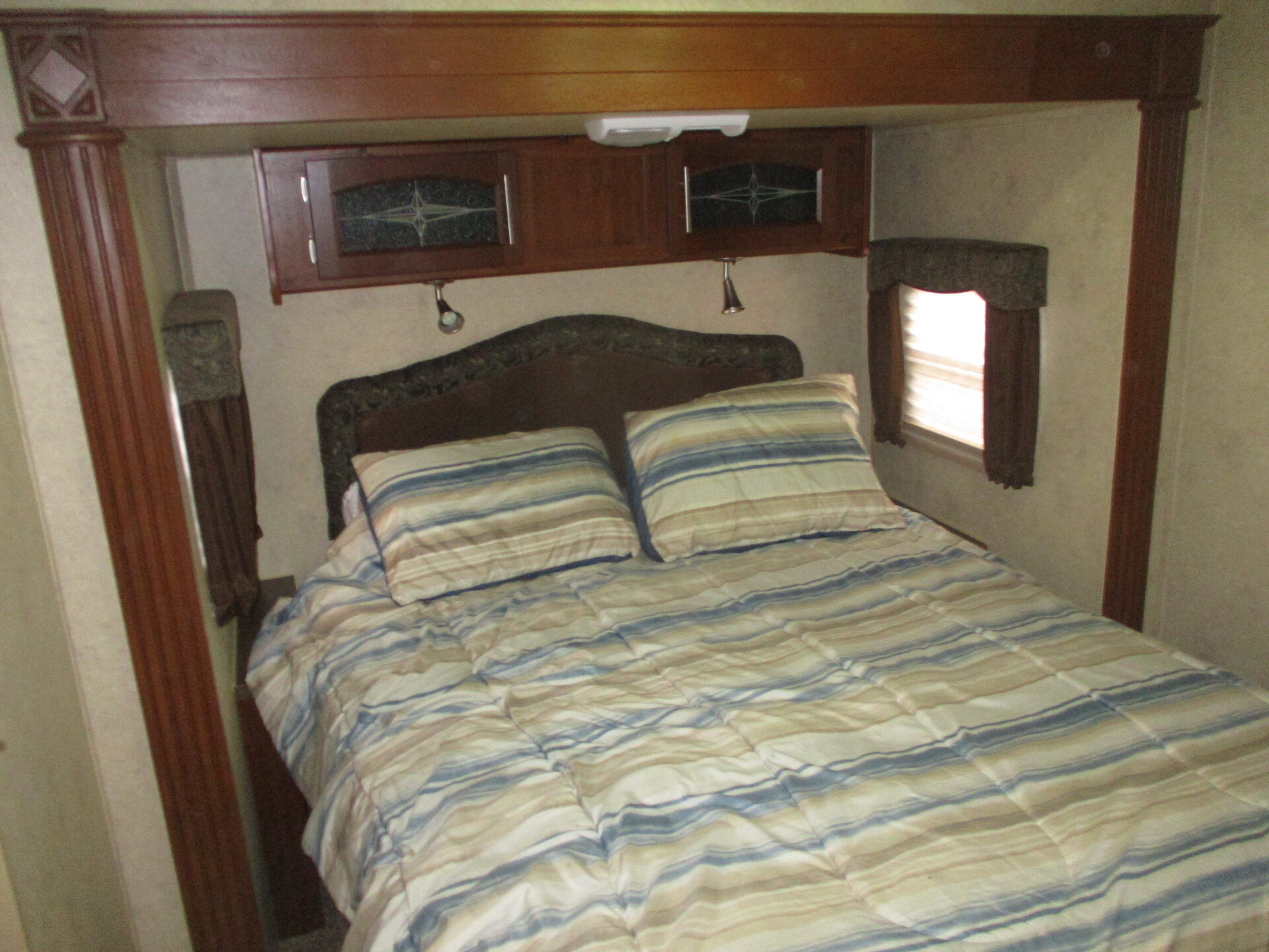 Camper Dealer of RV within driving distance of ASU.