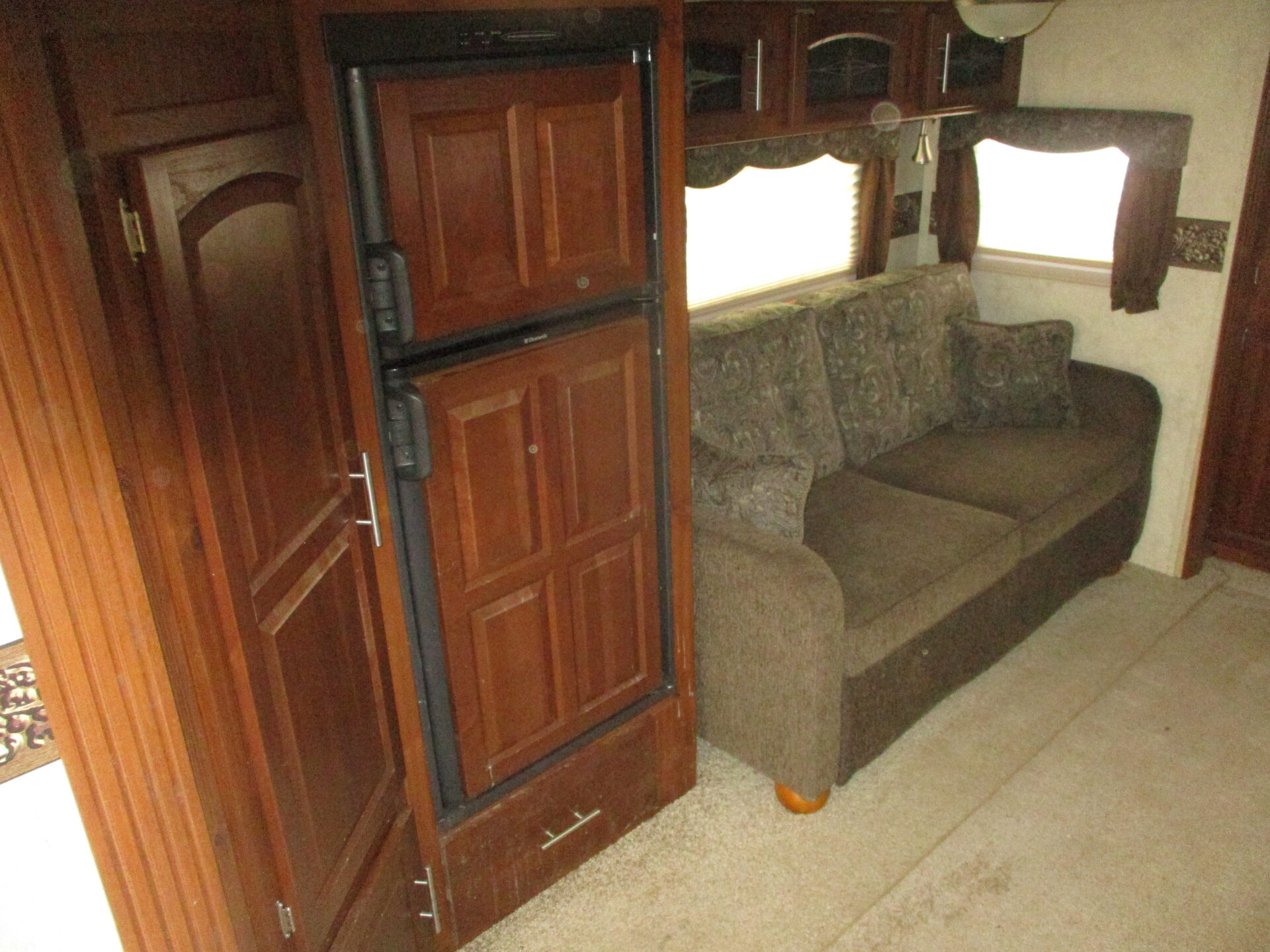 Camper Dealer of RVs within driving distance of Statesville, NC.