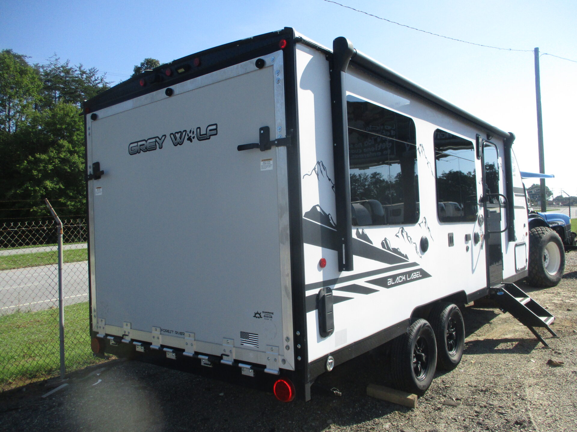Camper Dealer of RVs within driving distance of Morgantown, NC.