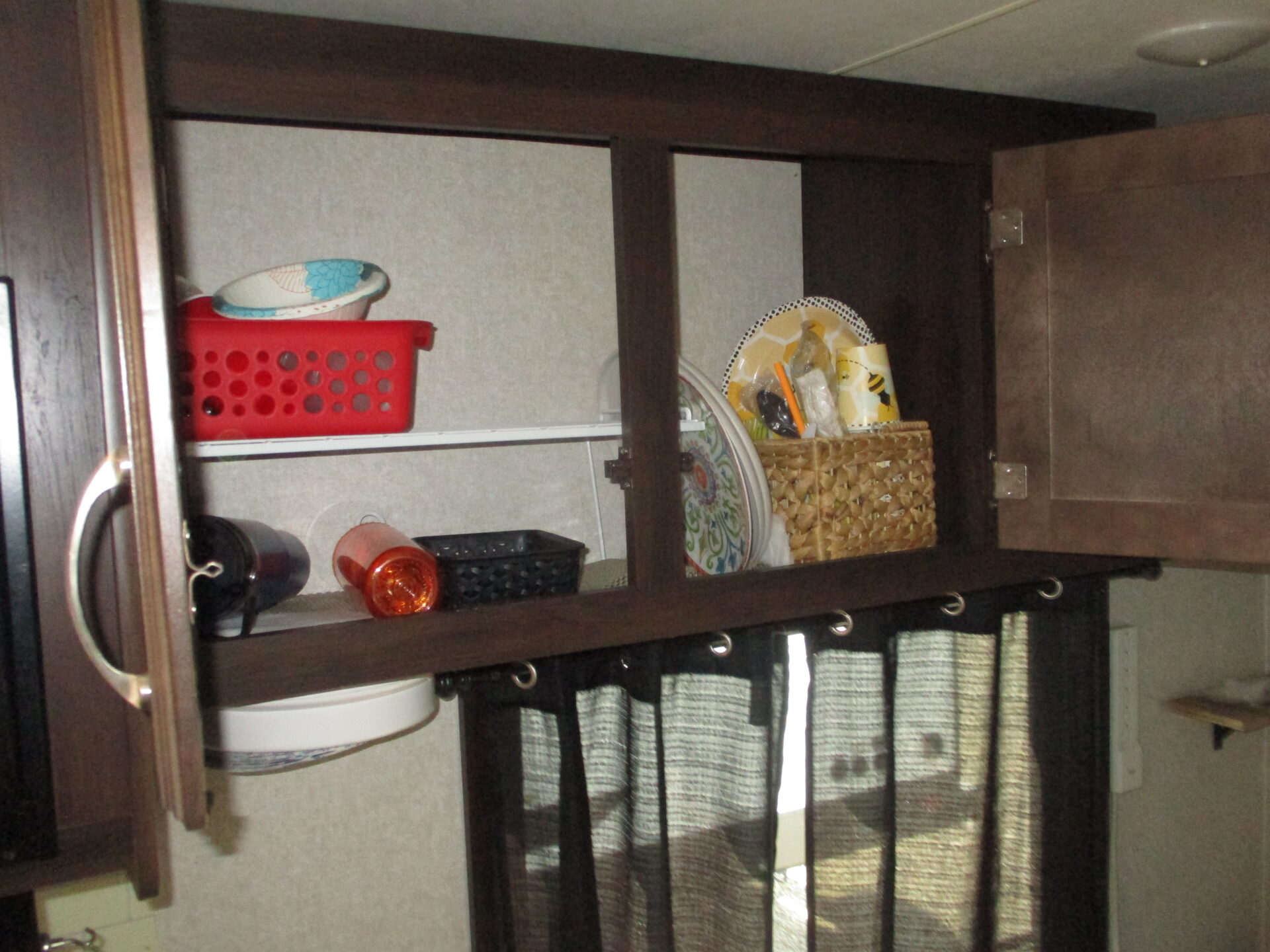 Camper Dealer of RVs within driving distance of Lenoir, NC.