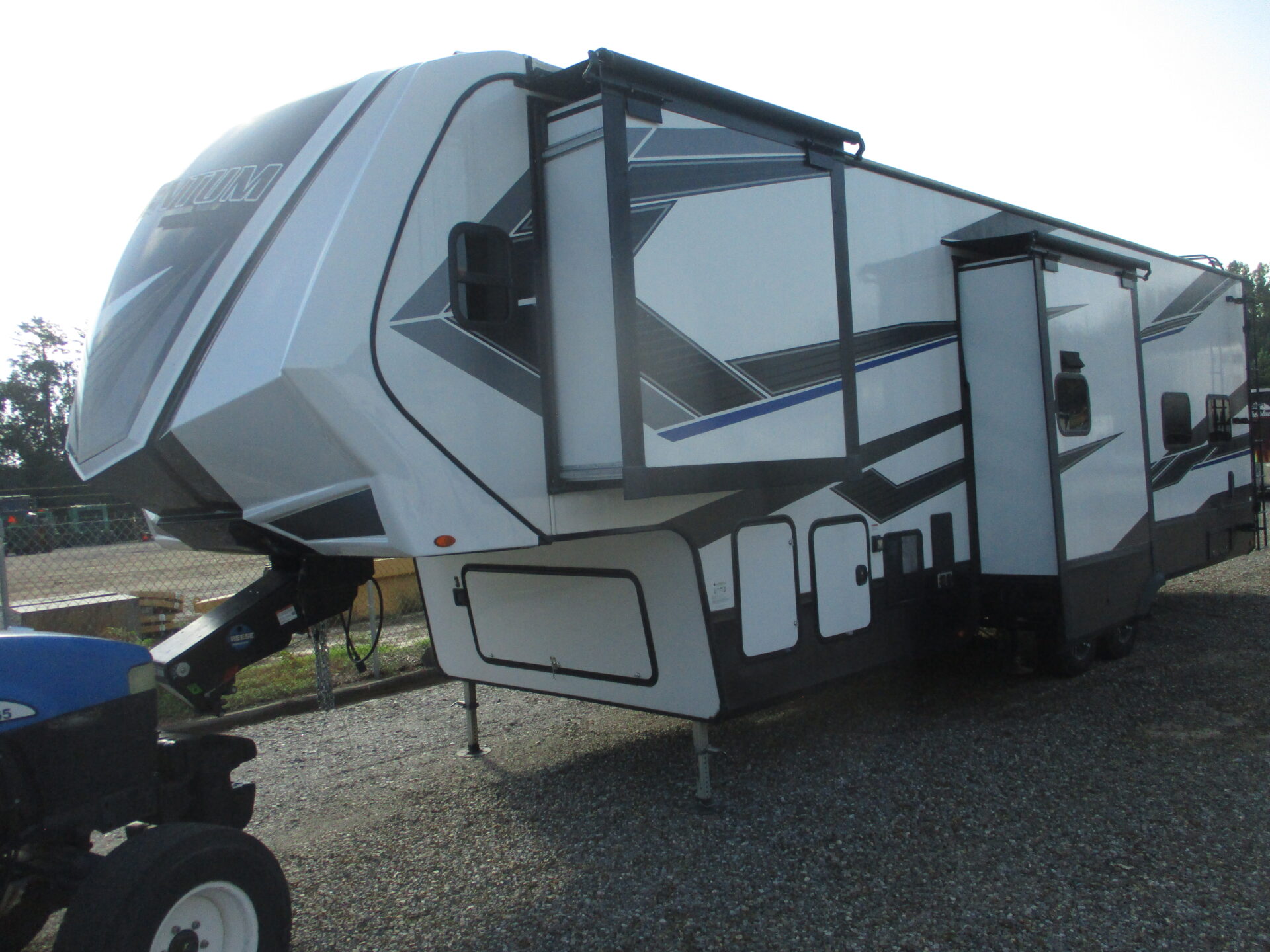 Camper Dealer of RVs within driving distance of ASU.