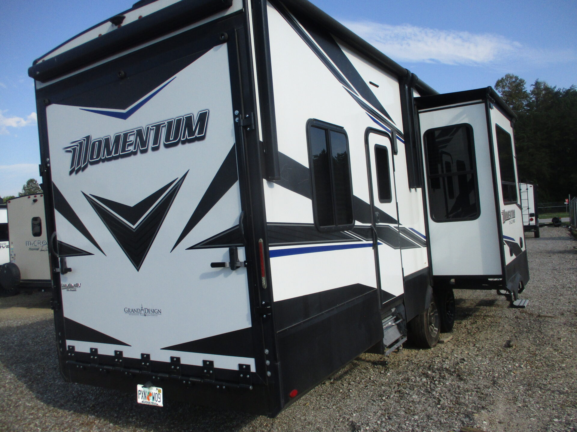 Camper Dealer of RV within driving distance of ASU.