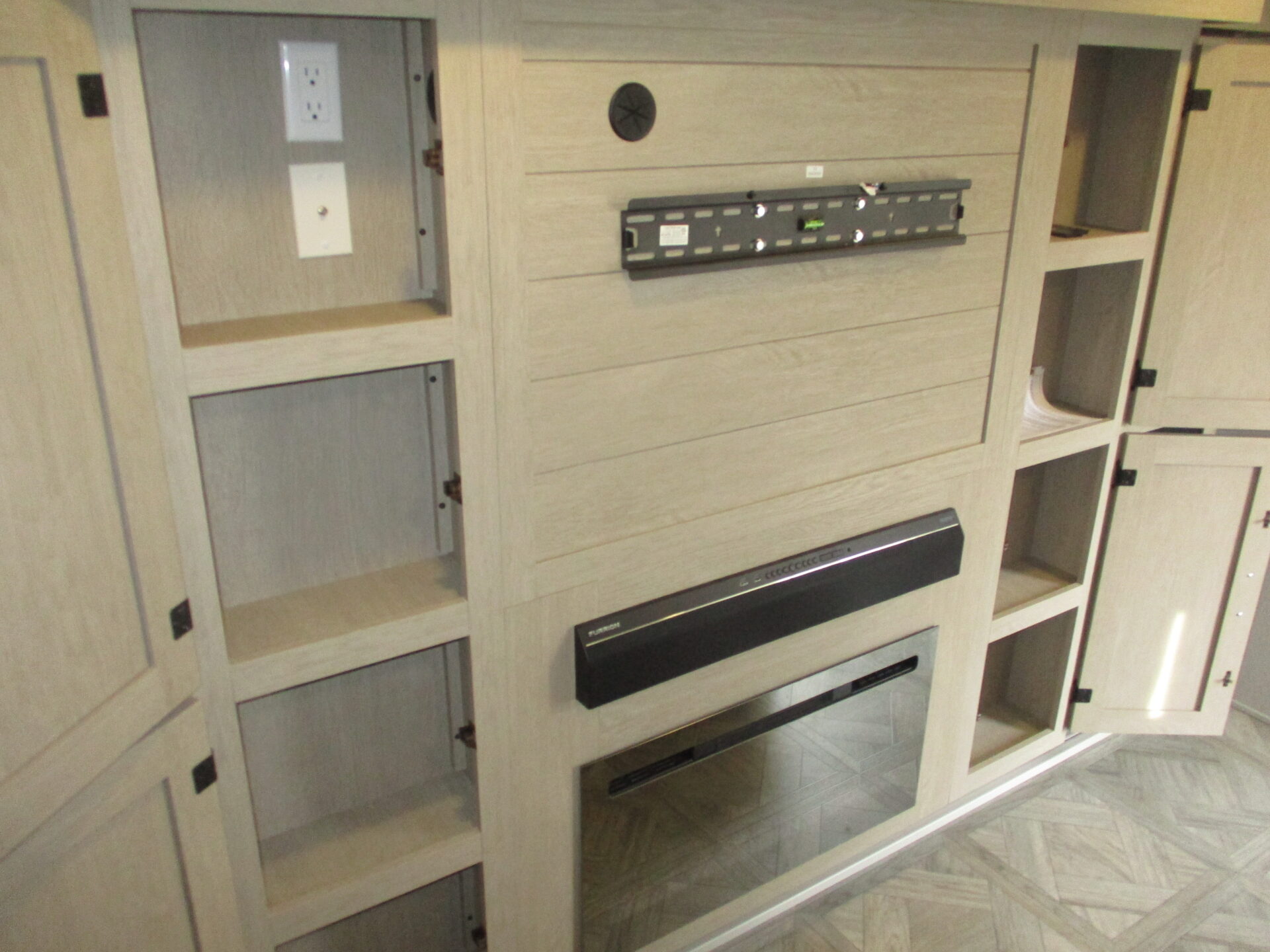 Pre Owned Travel Trailer within driving distance of Greensboro, NC.