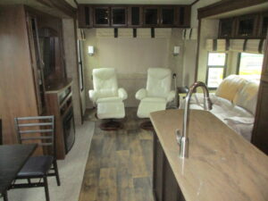 Camper Dealer of Fifth Wheel Campers in Western North Carolina.